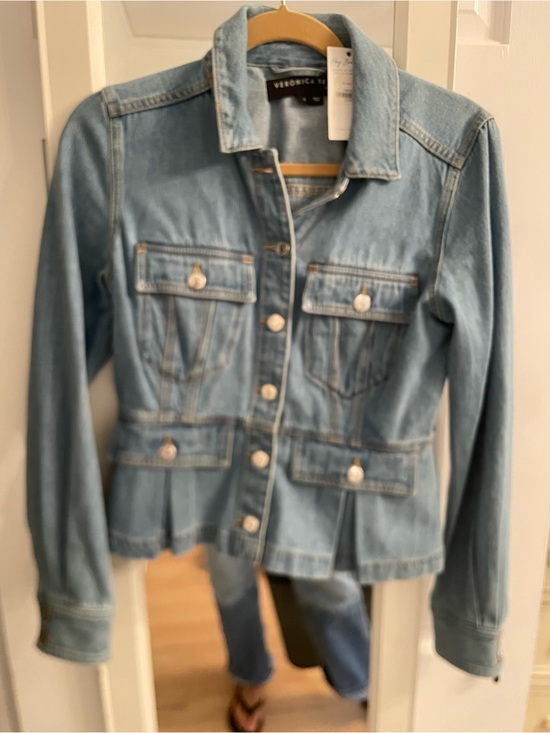 Veronica Beard Jackets & Blazers - Veronica Beard Washed Light Blue Denim Jacket with Tailored Seams